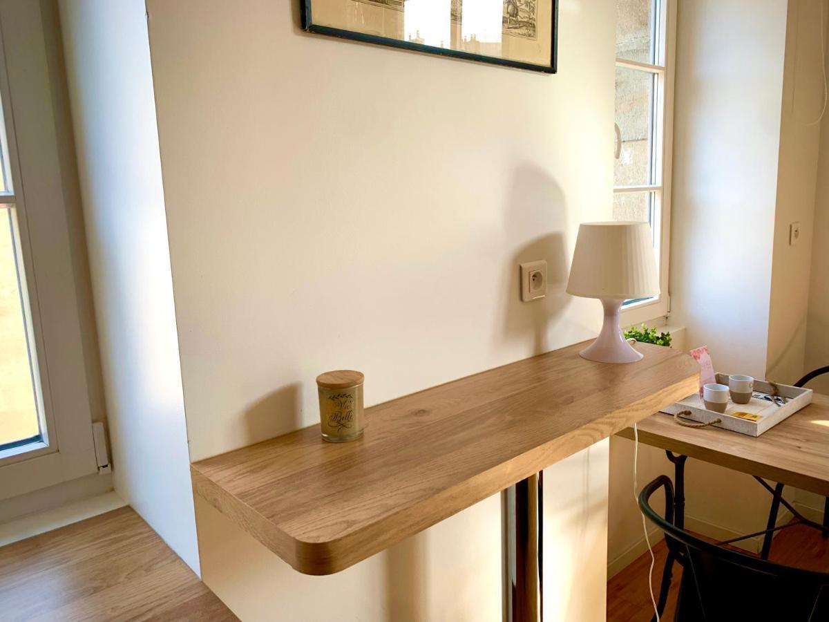 Les Fabuleux Appartements Du Coeur De Ville - Place Victor Hugo Μπεζανσόν Εξωτερικό φωτογραφία