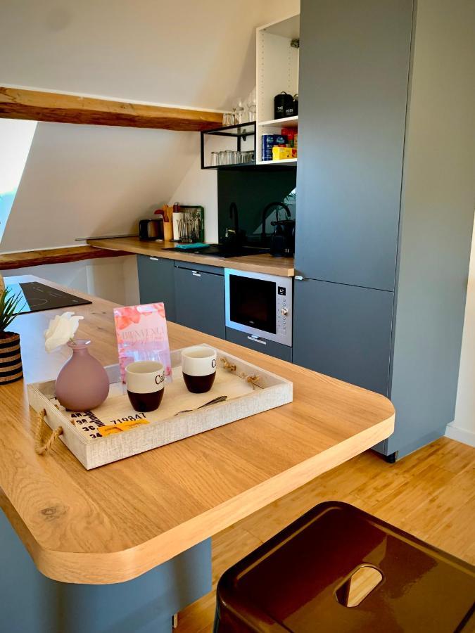 Les Fabuleux Appartements Du Coeur De Ville - Place Victor Hugo Μπεζανσόν Εξωτερικό φωτογραφία