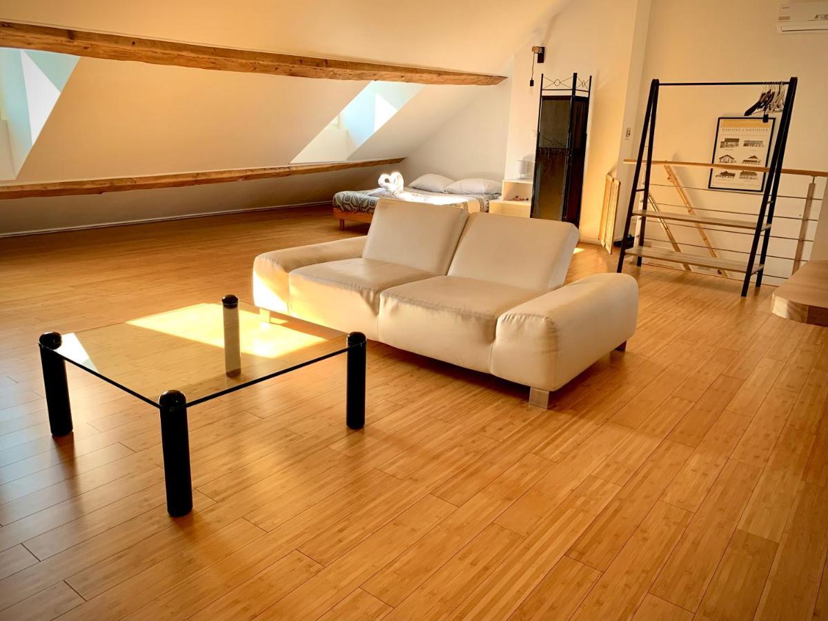 Les Fabuleux Appartements Du Coeur De Ville - Place Victor Hugo Μπεζανσόν Εξωτερικό φωτογραφία