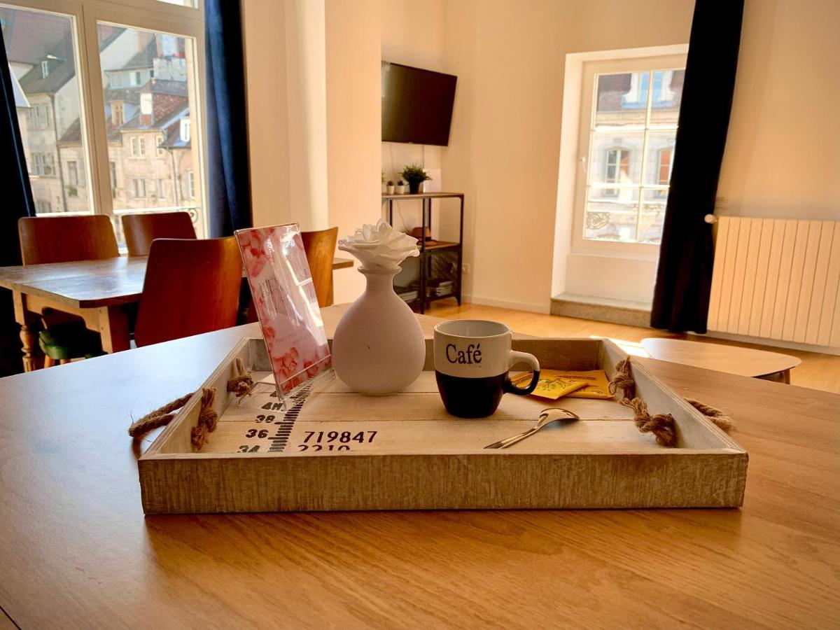 Les Fabuleux Appartements Du Coeur De Ville - Place Victor Hugo Μπεζανσόν Εξωτερικό φωτογραφία