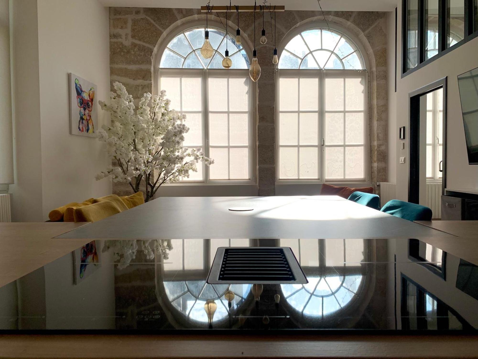 Les Fabuleux Appartements Du Coeur De Ville - Place Victor Hugo Μπεζανσόν Εξωτερικό φωτογραφία