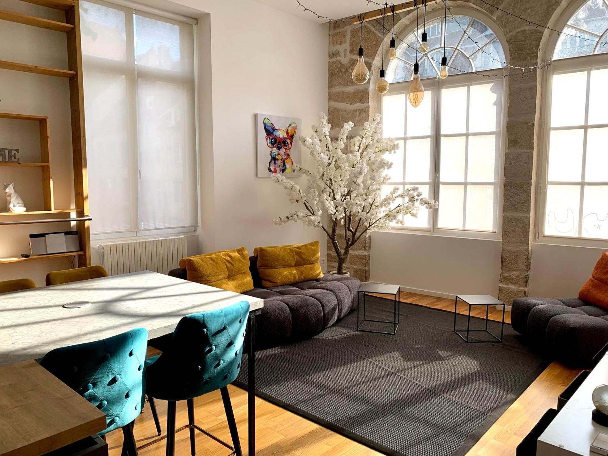 Les Fabuleux Appartements Du Coeur De Ville - Place Victor Hugo Μπεζανσόν Εξωτερικό φωτογραφία